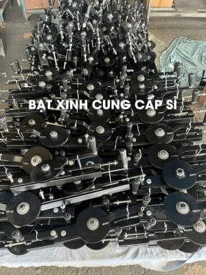 Tay quay bat xep