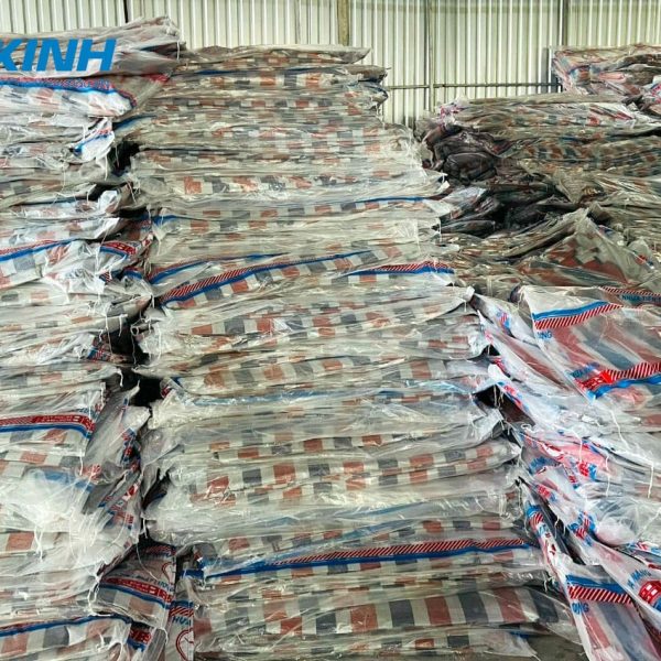 Kho bạt sọc 3 màu giá rẻ - Bạt Xinh