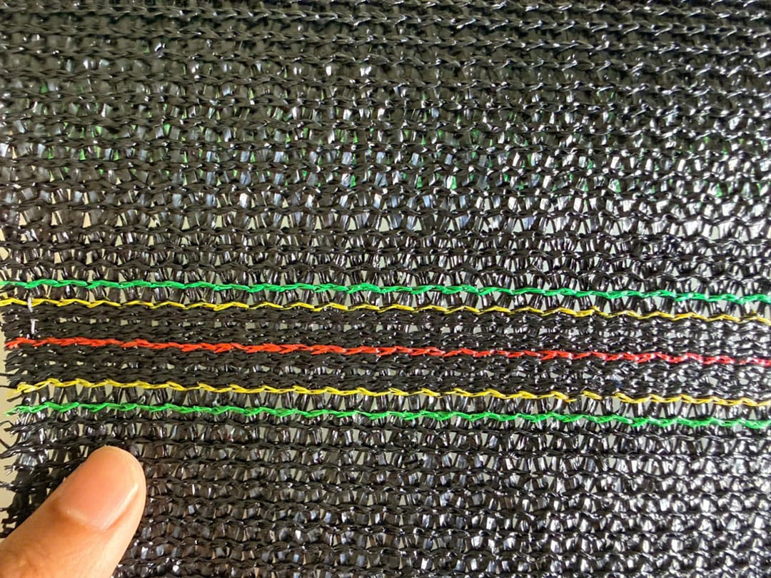 Lưới Dệt Kim Đen 90% Loại 1 100g/m2
