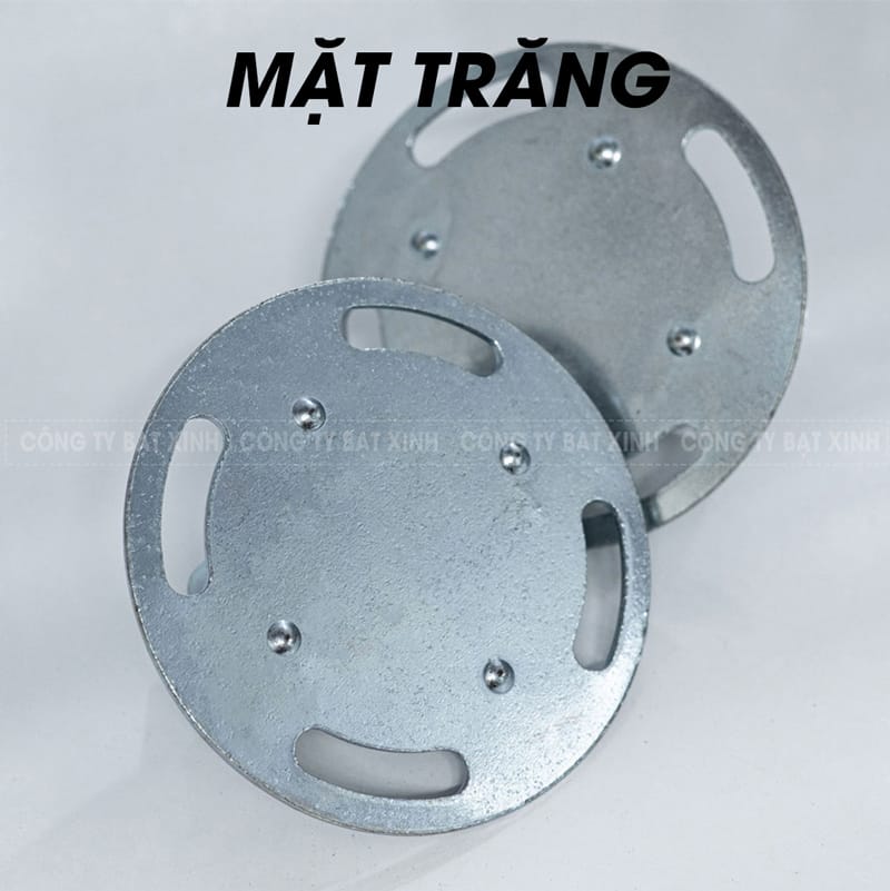 Mặt Trăng Liên Kết Tay Càng