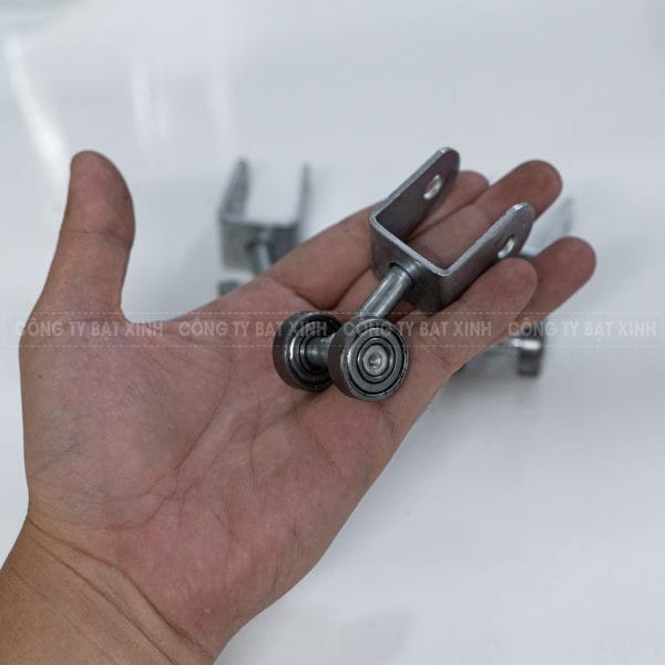 Bánh xe xoay làm mái xếp