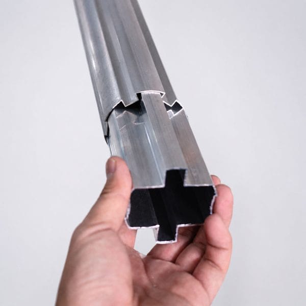 Ống nối mái hiên