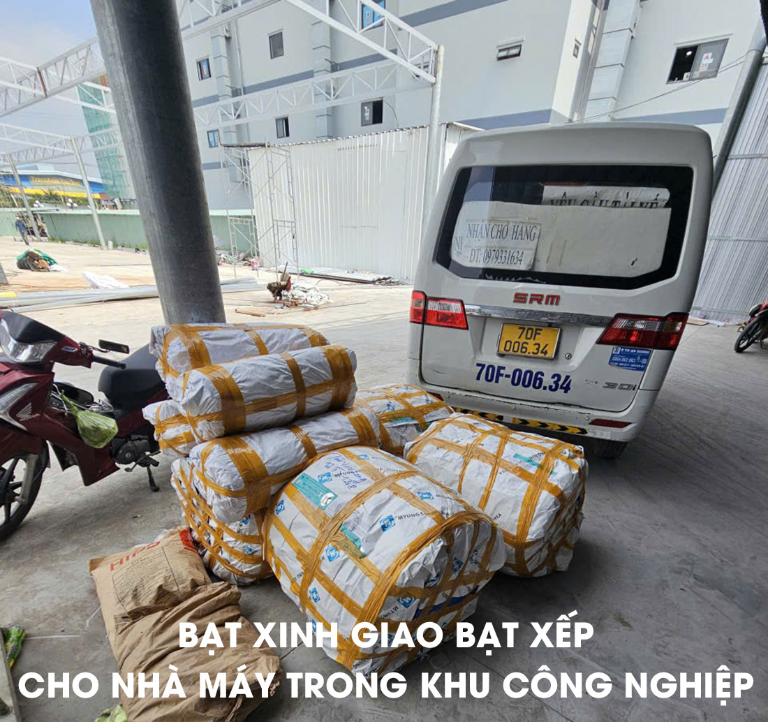 Giao vật tư làm mái xếp nhà xưởng cho nhà thầu